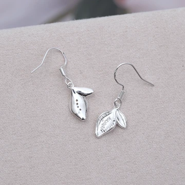 925銀針&times;流光方鑽&times;耳扣.avif