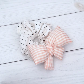甜美藍花刺繡&times;大腸髮束.avif
